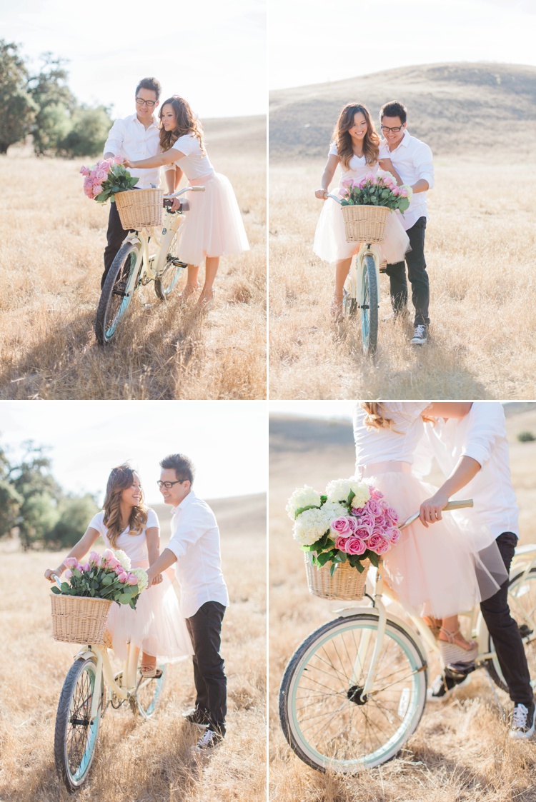 bicyle engagement pictures