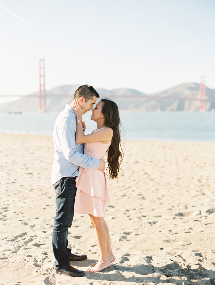 golden gate engagement pictures