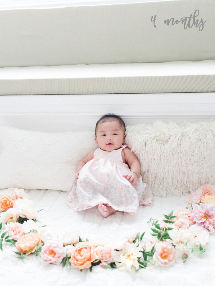 monthly-baby-pictures-with-flowers