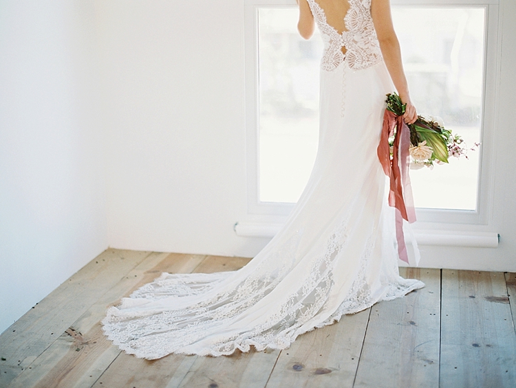 Jinza Bridal Lace Dress