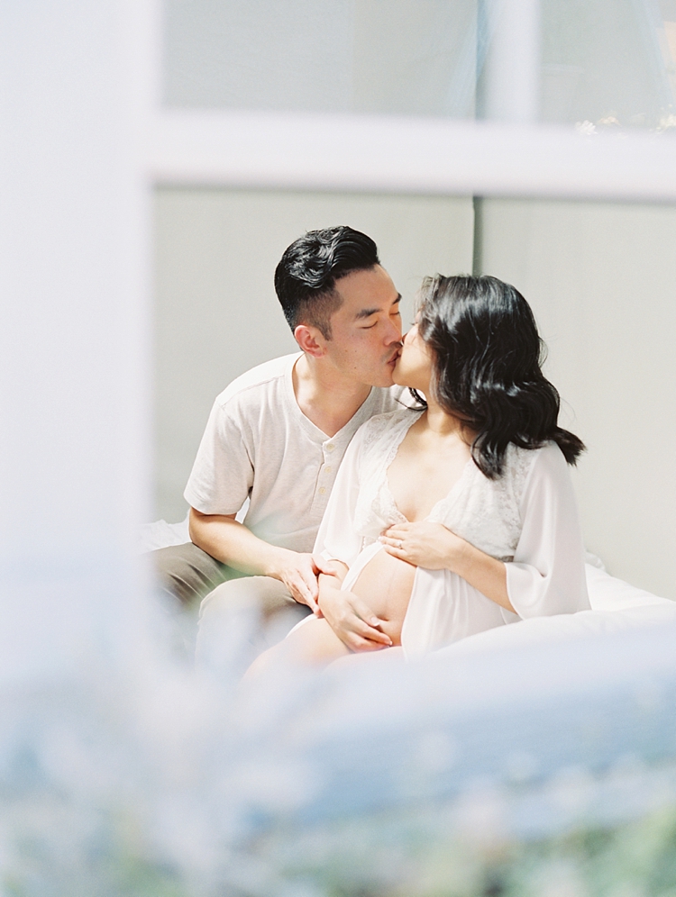 long beach maternity photos couple